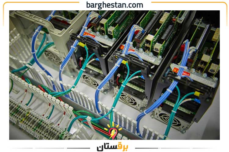 مونتاژ قطعات الکتریکی