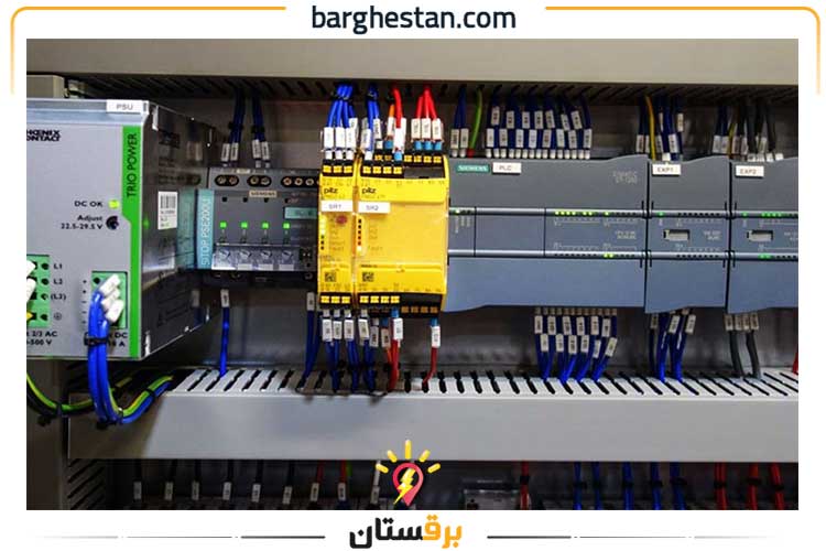 مشخصات تابلو برق پی ال سی (plc)
