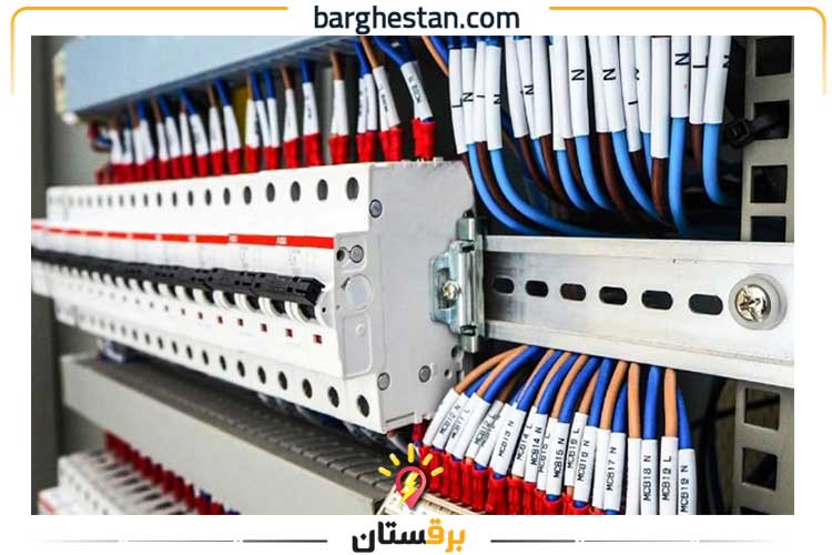 تابلو برق plc چیست؟